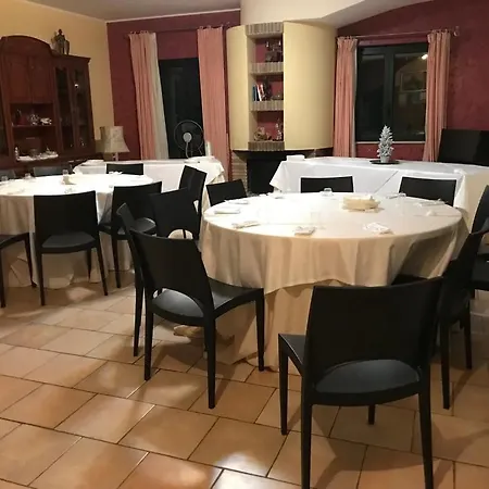 فيلة Belvedere Pergusa