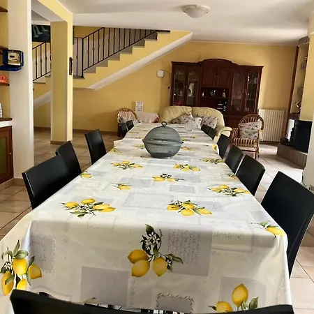 فيلة Belvedere Pergusa *