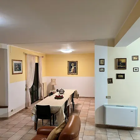 Belvedere Pergusa Villa Enna